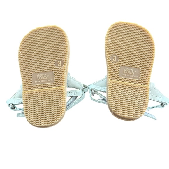 Kids Shoes Size 3 Bundle of 4 Sandals Water Shoes - Picture 16 of 16